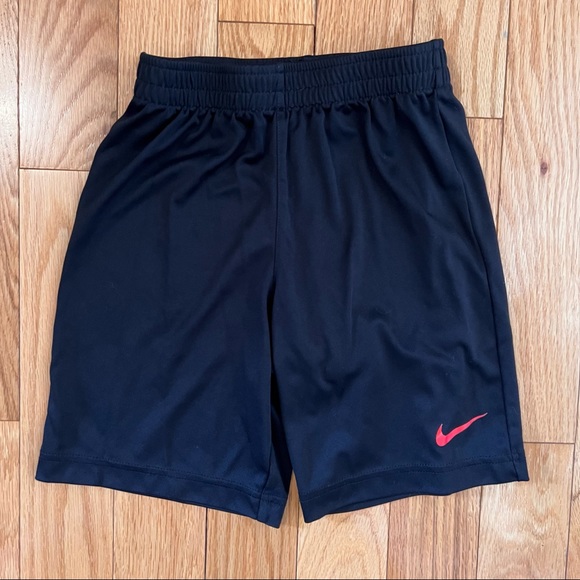 Boys Nike DriFit Shorts - Picture 1 of 2